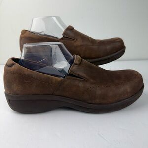 Red Wing Worx Women’s 10 Slip on Work Shoe Brown Leather Steel Toe.